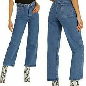 NWT Levi's Ribcage Straight Ankle Dark Wash Super High Rise Button Fly Jeans 28